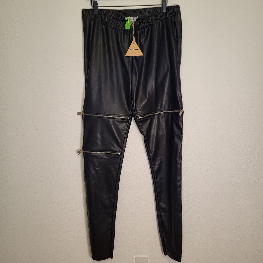 Faux Leather Black Leggings with Zipper Accents